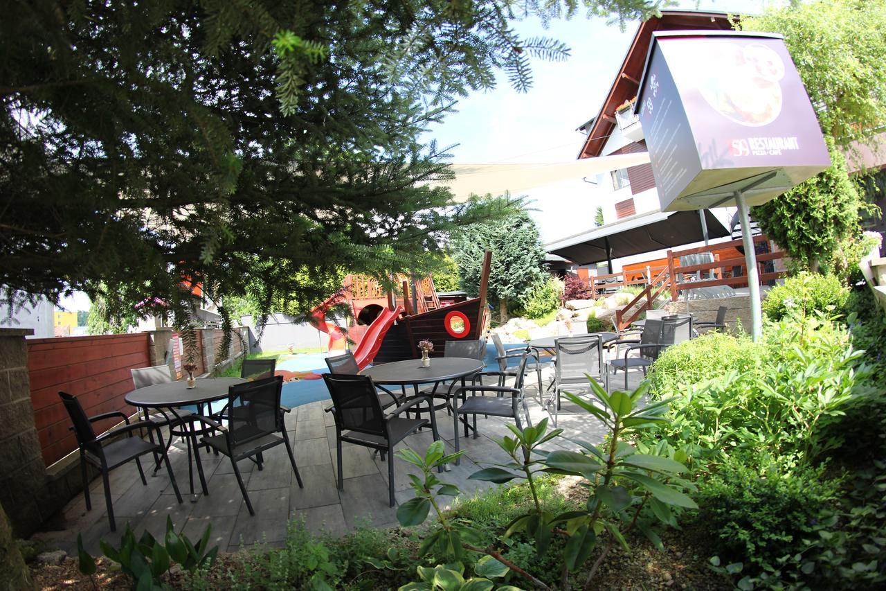 Apart Hotel Jablonec Jablonec nad Nisou Extérieur photo